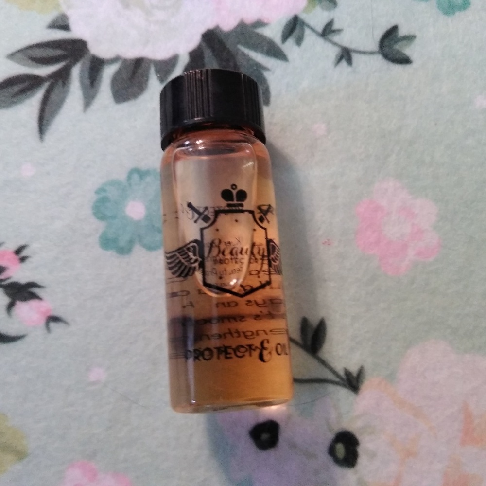 🌸Beauty Protector Protect & Oil sample